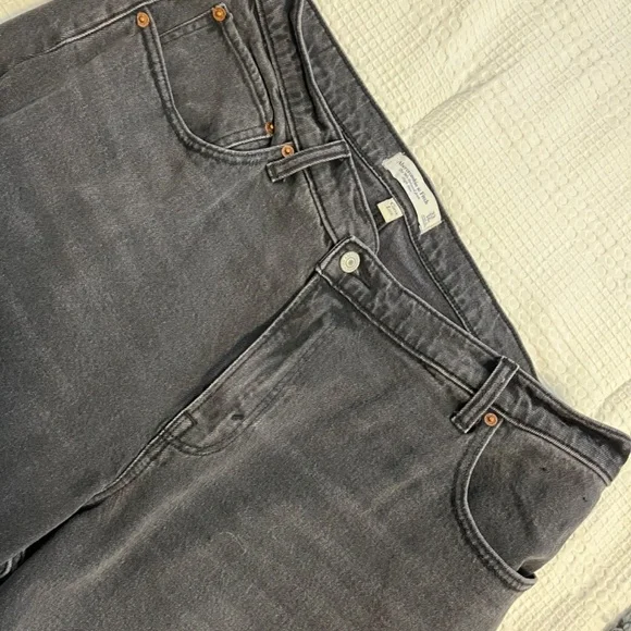 Abercrombie Jeans - Picture 2 of 4